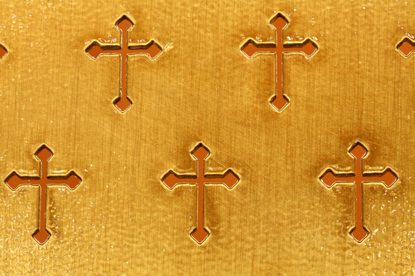 Que signifie un collier en or avec croix en or ?